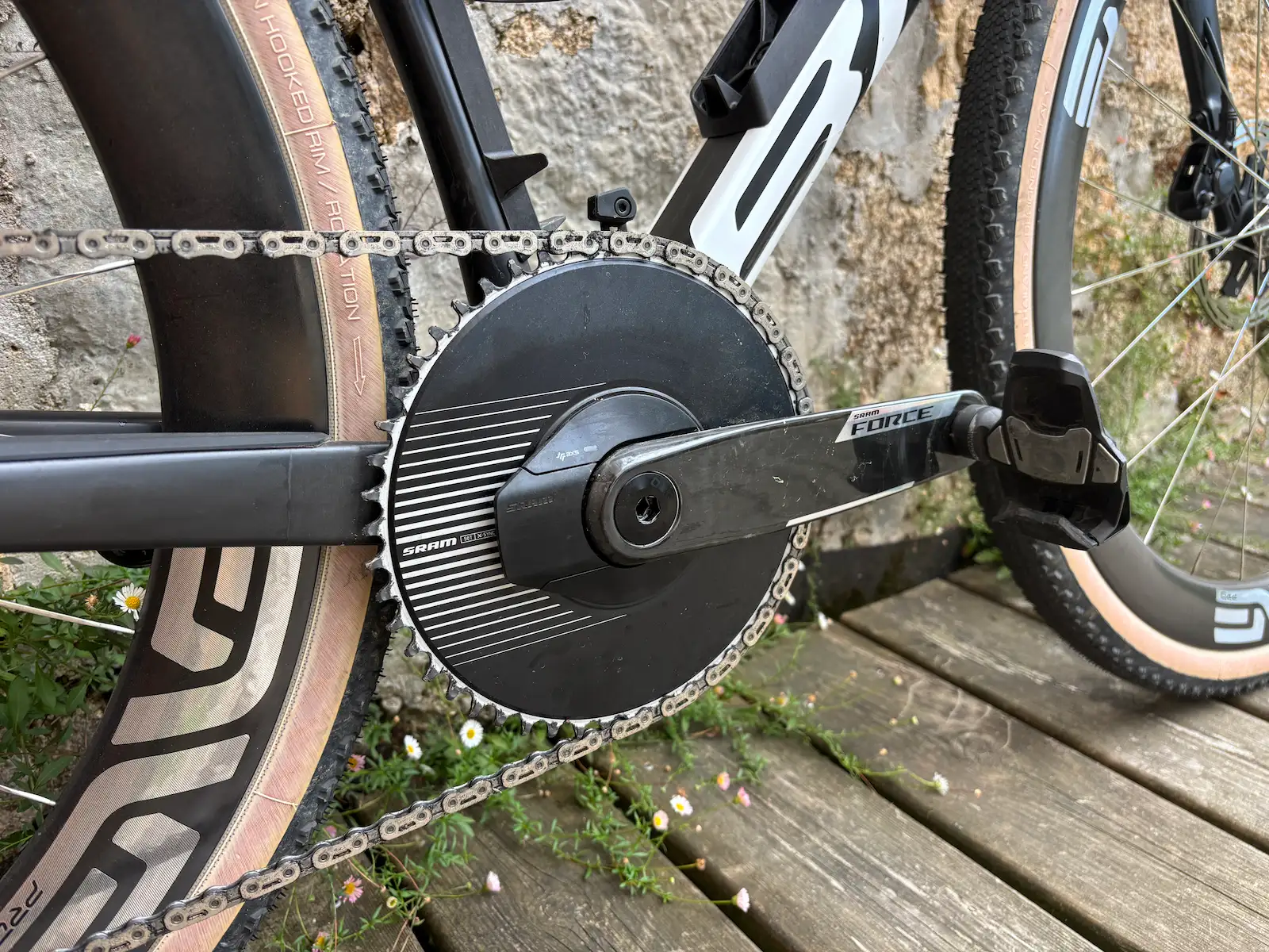 capteur de puissance gravel bmc quarq